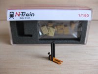 N-train - ref.212.40 - 1 Transpaleta elevadora naranja + 4 Palets + 8 Cajas